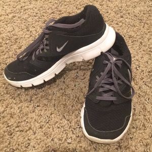 NIKE flex experience sneakers